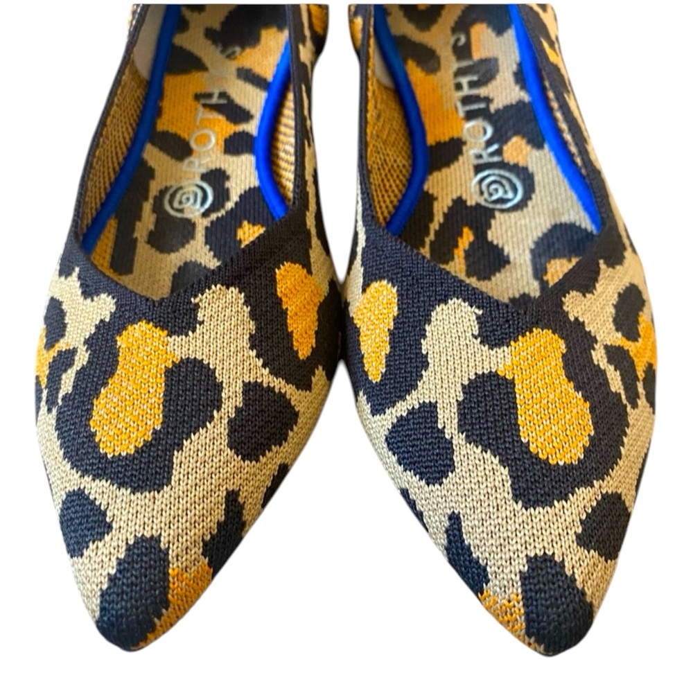 Leopard Print Pointed Toe Ballet Flats - 2(Two) by Unknown Brand